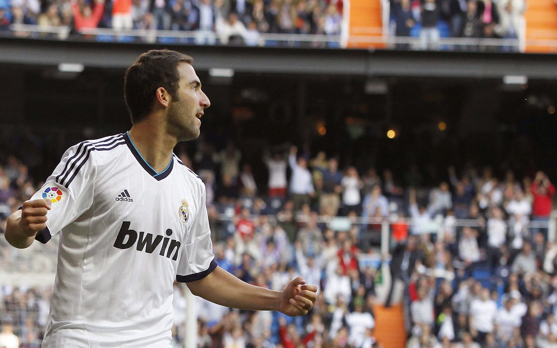 kaiyun体育app-法甲亮点不断，精彩进球和精彩扑救令人目不转睛，法甲 经典比赛